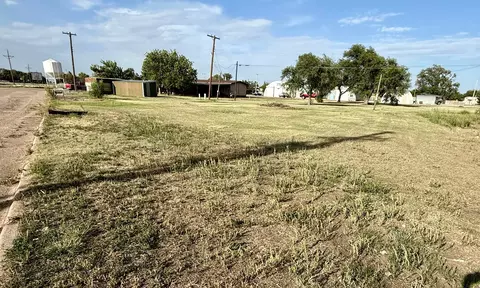 818 N Pine Street Stratford Tx 79084 St, Stratford, TX 79084