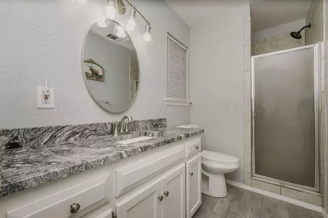 Bath - 2205 Troveta Drive Amarillo Tx 79110-3211 Dr, Amarillo, TX 79110 photo 3 of 3