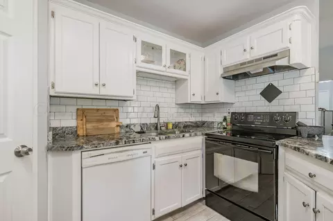 Kitchen - 2205 Troveta Drive Amarillo Tx 79110-3211 Dr, Amarillo, TX 79110 photo 1 of 3