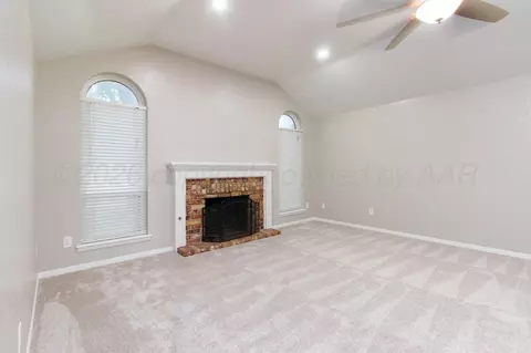 Living - 4211 Rondo Avenue Amarillo Tx 79110-4163 Ave, Amarillo, TX 79110 photo 2 of 3
