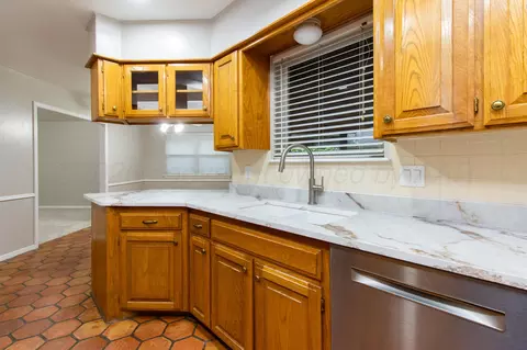 Kitchen - 4211 Rondo Avenue Amarillo Tx 79110-4163 Ave, Amarillo, TX 79110 photo 2 of 3
