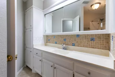 Bath - 4211 Rondo Avenue Amarillo Tx 79110-4163 Ave, Amarillo, TX 79110 photo 3 of 6