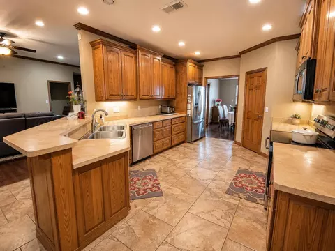 Kitchen - 14355 SE Loop 143 Perryton Tx 79070, Perryton, TX 79070 photo 1 of 2
