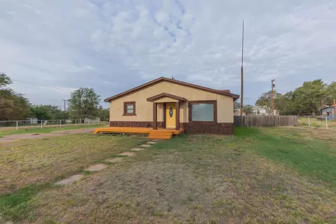 203 Ash Street Skellytown Tx 79080-1827 St, Skellytown, TX 79080