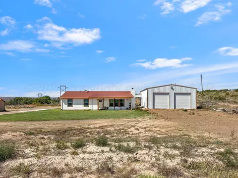 1000 Milner Road Fritch Tx 79036-5067 Rd, Fritch, TX 79036