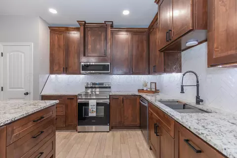 Kitchen - 17850 Lone Ranch Road Amarillo Tx 79124-2084 Rd, Amarillo, TX 79124 photo 5 of 6