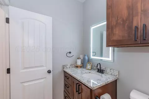 Bath - 17850 Lone Ranch Road Amarillo Tx 79124-2084 Rd, Amarillo, TX 79124 photo 2 of 7