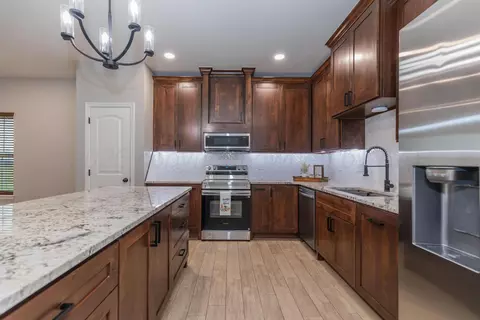Kitchen - 17850 Lone Ranch Road Amarillo Tx 79124-2084 Rd, Amarillo, TX 79124 photo 4 of 6