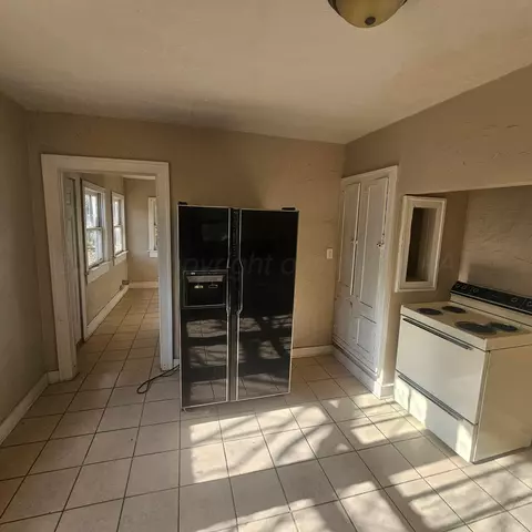Entry Way - 3906 S Tyler Street Amarillo Tx 79110-1631 St, Amarillo, TX 79110 photo 1 of 3