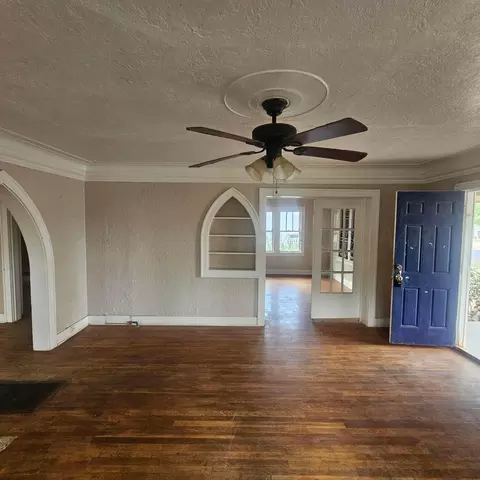 Living - 3906 S Tyler Street Amarillo Tx 79110-1631 St, Amarillo, TX 79110 photo 3 of 5