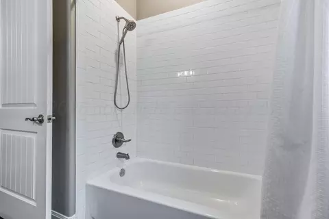Bath - 6204 Time Square Amarillo Tx 79119 Sq, Amarillo, TX 79119 photo 5 of 5