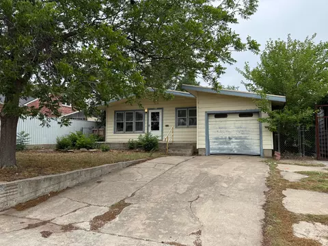 Exterior - 2 Home Property Portfolio Borger Tx 79007, Borger, TX 79007 photo 4 of 7