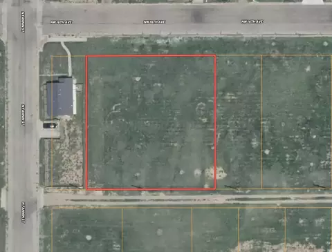 1935 NW 16th Avenue Amarillo Tx 79107 Ave, Amarillo, TX 79107