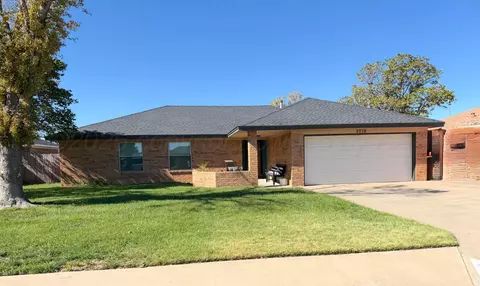 2710 S Georgia Drive Perryton Tx 79070 Dr, Perryton, TX 79070