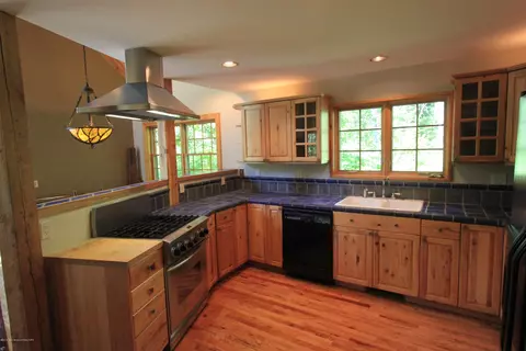 7480 Pinetree Rd, Victor, ID 83455 photo 2