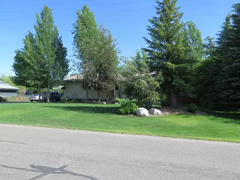 440 E Harper Ave, Driggs, ID 83422 photo 4