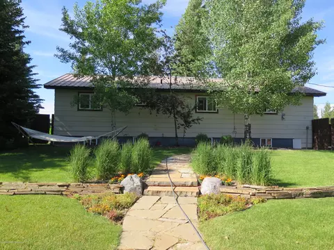 440 E Harper Ave, Driggs, ID 83422 photo 5