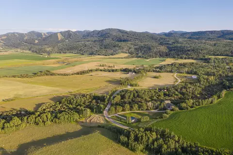 3442 Old Post Ln, Victor, ID 83455 photo 13