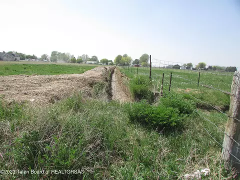 364 N 3700 E, Rigby, ID 83442 photo 4