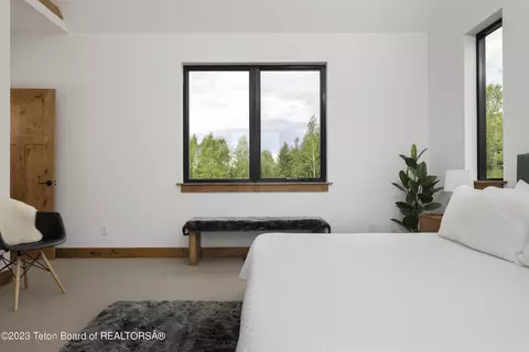 1484 Telemark Trl, Driggs, ID 83422 photo 17