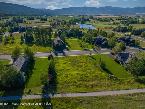 101 Cluff Ln, Victor, ID 83455 photo 16
