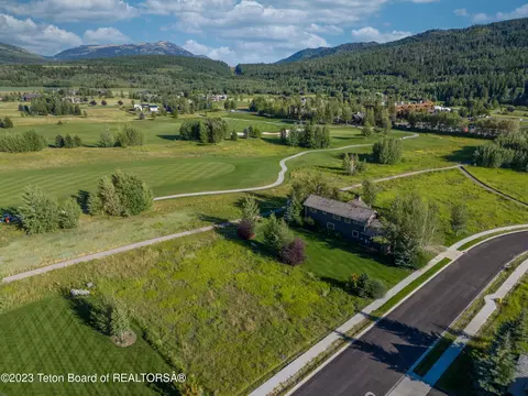 101 Cluff Ln, Victor, ID 83455 photo 10