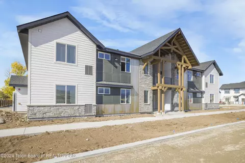 201 E Ross Ave #E201, Driggs, ID 83422 photo 3