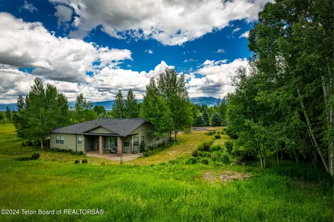 4767 Paradise Springs Rd, Victor, ID 83455 photo 13