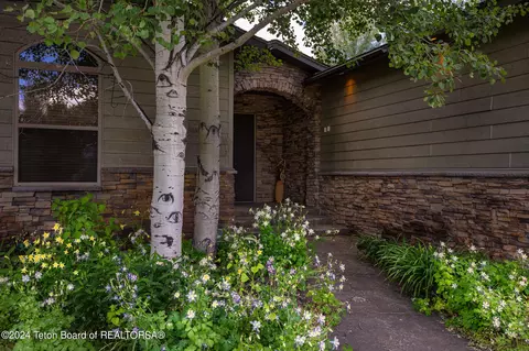 4767 Paradise Springs Rd, Victor, ID 83455 photo 10