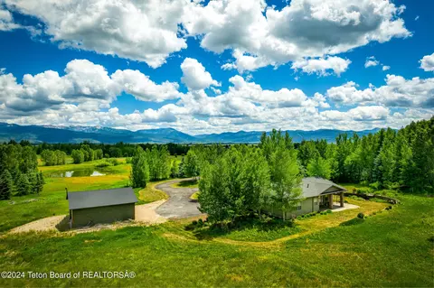 4767 Paradise Springs Rd, Victor, ID 83455 photo 8