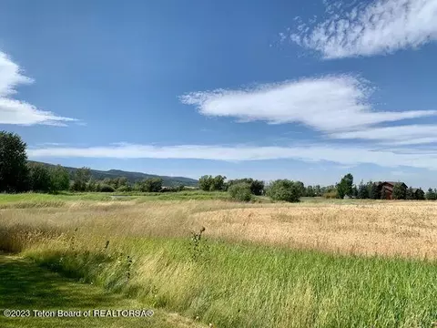 1287 Horseshoe Ln, Driggs, ID 83422 photo 6