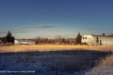5177 Pine Dr, Victor, ID 83455 photo 7