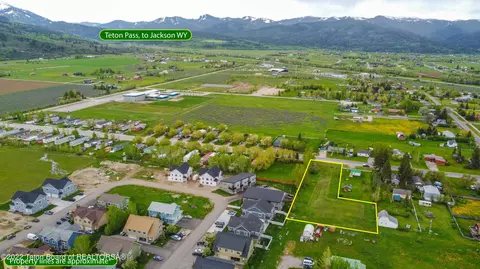 173 E Center St, Victor, ID 83455 photo 13
