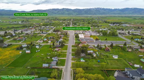 173 E Center St, Victor, ID 83455 photo 18