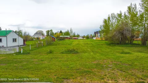 173 E Center St, Victor, ID 83455 photo 10