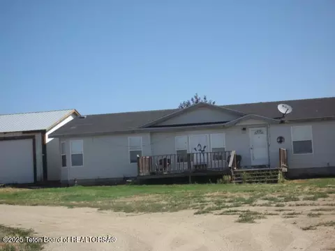 5 Shelley Rd, Boulder, WY 82923