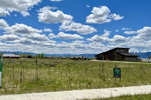 1105 Pawnee Rd, Driggs, ID 83422 photo 4