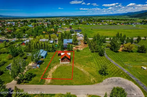 163 Fir St, Victor, ID 83455 photo 2