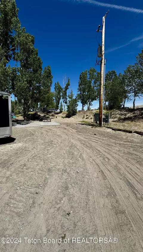 865 Red Rd, Saint Anthony, ID 83445 photo 6