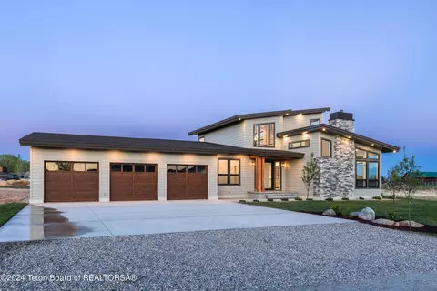 14 Carmichael Loop, Pinedale, WY 82941