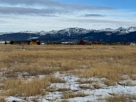 306 Treasure Mountain Loop, Driggs, ID 83422 photo 10