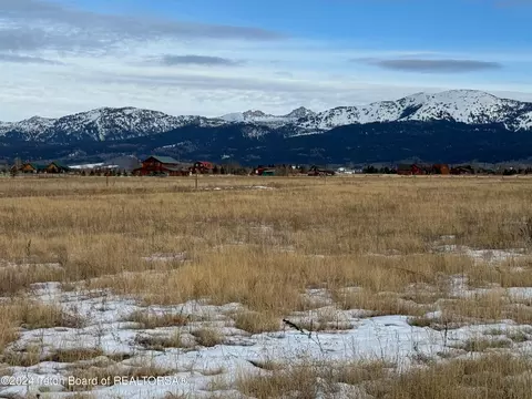 306 Treasure Mountain Loop, Driggs, ID 83422 photo 11