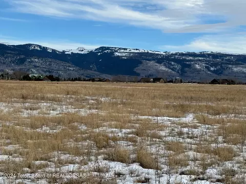 306 Treasure Mountain Loop, Driggs, ID 83422 photo 8