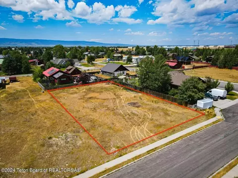 820 Dusty Trl, Driggs, ID 83422 photo 2