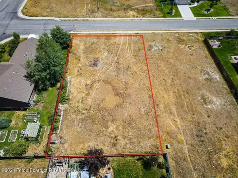 820 Dusty Trl, Driggs, ID 83422 photo 5