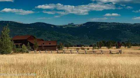786 Wild Cat Canyon Loop, Driggs, ID 83422 photo 4