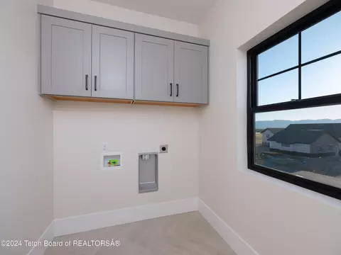606 Royal Elk Cir, Victor, ID 83455 photo 34
