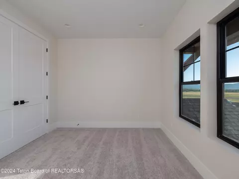 606 Royal Elk Cir, Victor, ID 83455 photo 33