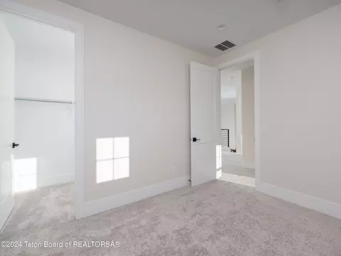 606 Royal Elk Cir, Victor, ID 83455 photo 31
