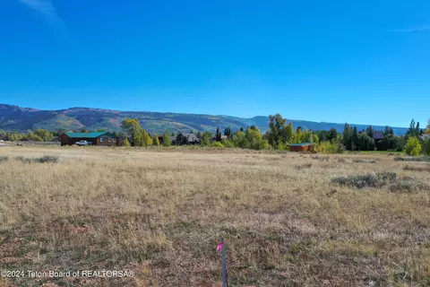 1065 Rainbow Loop, Driggs, ID 83422 photo 6